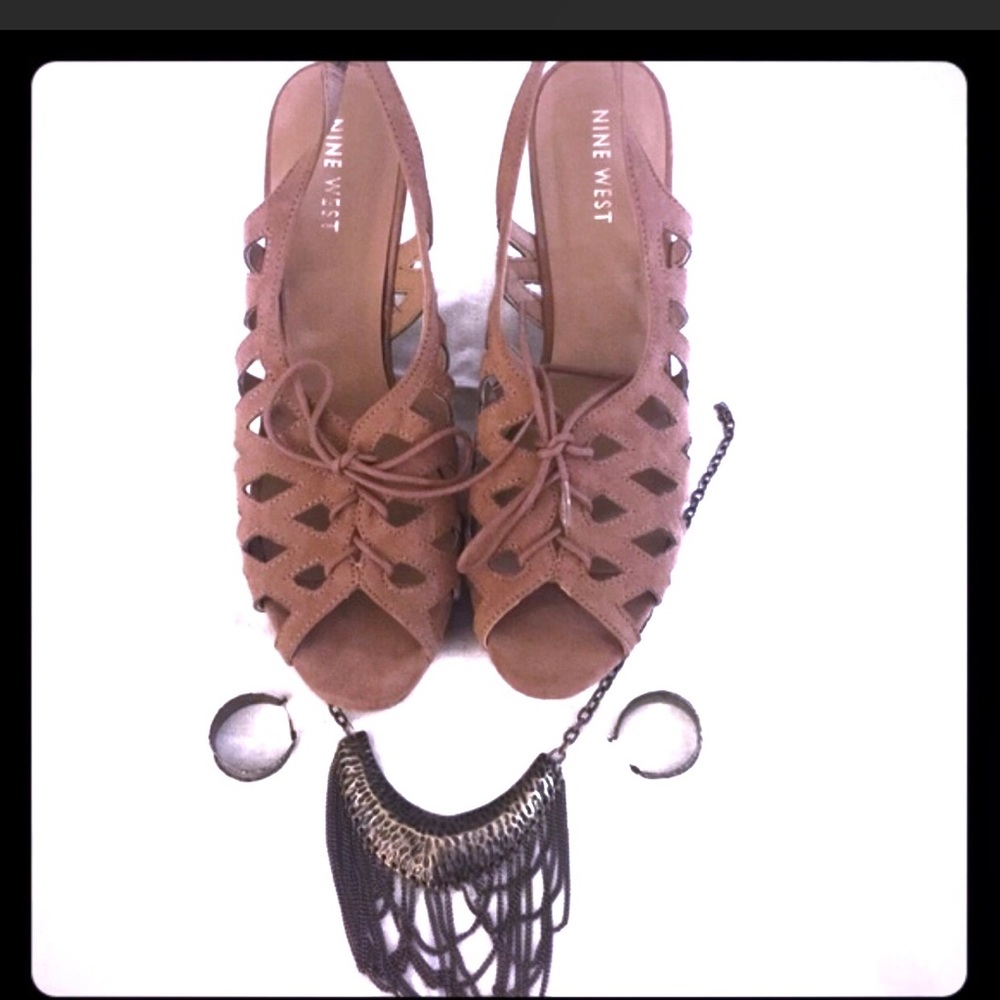 Nine West Faux Suede Tan Wedges Vintage